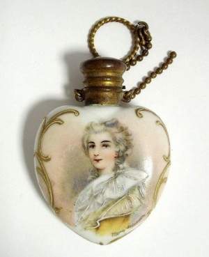 parfumul reginei Frantei Maria Antoaneta